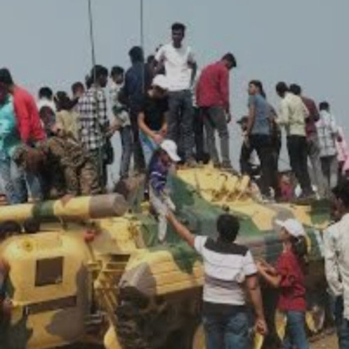 खुली आंखों से लोगों ने देखा सेना का प्रोग्राम